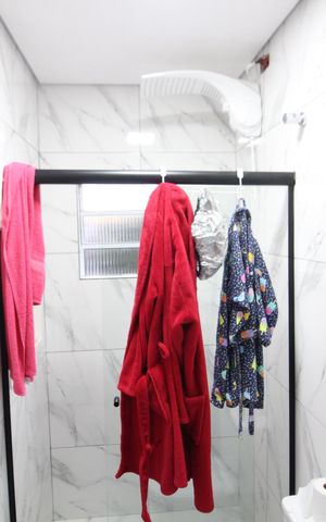 Casa à venda com 150m², 4 quartos e 4 vagasBanheiro da Suíte 2