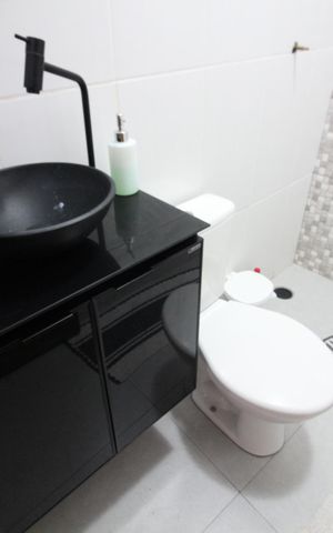 Casa à venda com 150m², 4 quartos e 4 vagasBanheiro 3