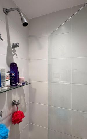 Apartamento à venda com 66m², 2 quartos e 1 vaga Apartamento à venda com 66m², 2 quartos e 1 vagaSuíte - Banheiro