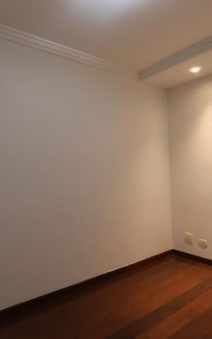 Apartamento à venda com 76m², 2 quartos e 2 vagasQuarto 2