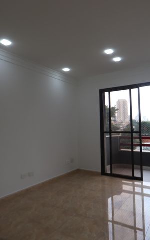 Apartamento à venda com 76m², 2 quartos e 2 vagasSala