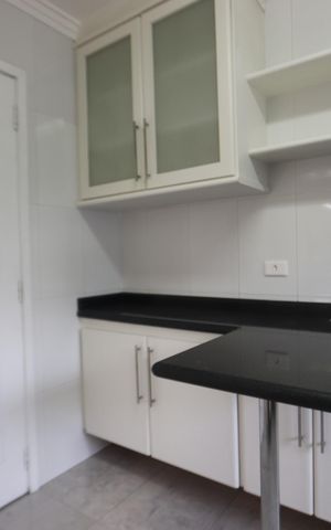Apartamento à venda com 76m², 2 quartos e 2 vagasCozinha