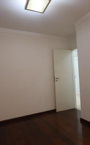 Apartamento à venda com 76m², 2 quartos e 2 vagasQuarto 2