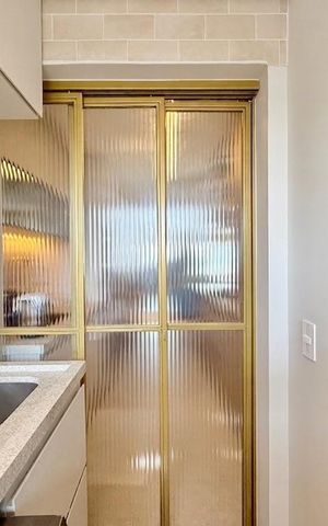 Apartamento à venda com 84m², 2 quartos e 2 vagas Apartamento à venda com 84m², 2 quartos e 2 vagasÁrea de Serviço