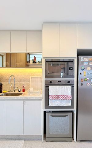Apartamento à venda com 84m², 2 quartos e 2 vagas Apartamento à venda com 84m², 2 quartos e 2 vagasCozinha