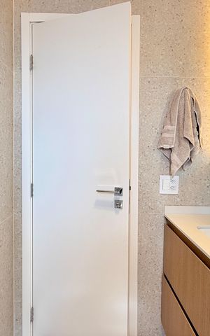 Apartamento à venda com 84m², 2 quartos e 2 vagas Apartamento à venda com 84m², 2 quartos e 2 vagasBanheiro Suíte 1