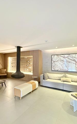 Apartamento à venda com 84m², 2 quartos e 2 vagas Apartamento à venda com 84m², 2 quartos e 2 vagasHall Social Bloco