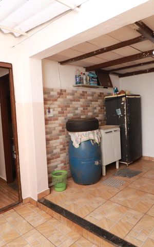Casa para alugar com 70m², 2 quartos e 2 vagasÁrea de serviço 