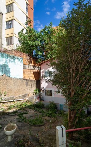 Casa à venda com 254m², 4 quartos e 1 vaga Casa à venda com 254m², 4 quartos e 1 vagaAREA EXTERNA/EDICULA