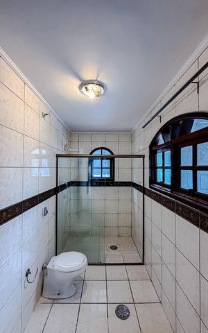 Casa para alugar com 110m², 2 quartos e 1 vaga Casa para alugar com 110m², 2 quartos e 1 vagaBanheiro da Suíte