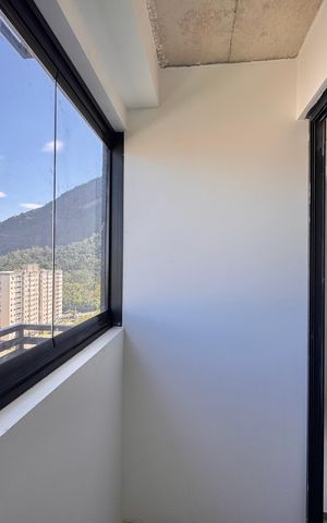 Apartamento à venda com 60m², 3 quartos e 1 vaga Apartamento à venda com 60m², 3 quartos e 1 vagaVaranda