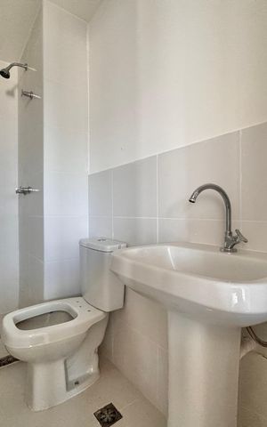 Apartamento à venda com 60m², 3 quartos e 1 vaga Apartamento à venda com 60m², 3 quartos e 1 vagaBanheiro Social