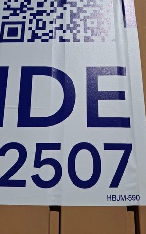 Casa à venda com 187m², 2 quartos e 6 vagas Casa à venda com 187m², 2 quartos e 6 vagasPlaca