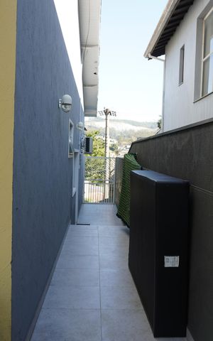 Casa de condomínio à venda com 404m², 3 quartos e 6 vagasCorredor
