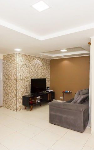 Casa de condomínio à venda com 120m², 4 quartos e 2 vagas Casa de condomínio à venda com 120m², 4 quartos e 2 vagasSala
