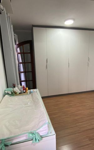 Casa à venda com 213m², 2 quartos e 2 vagas Casa à venda com 213m², 2 quartos e 2 vagasQuarto