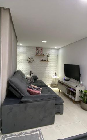 Casa à venda com 213m², 2 quartos e 2 vagas Casa à venda com 213m², 2 quartos e 2 vagasSala