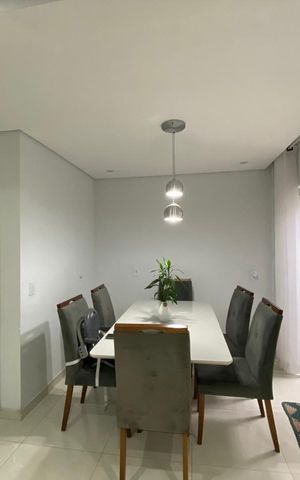 Casa à venda com 213m², 2 quartos e 2 vagas Casa à venda com 213m², 2 quartos e 2 vagasCozinha