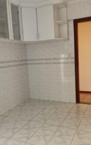Apartamento para alugar com 99m², 3 quartos e 2 vagas Apartamento para alugar com 99m², 3 quartos e 2 vagasCozinha