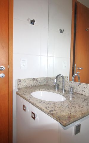 Apartamento para alugar com 151m², 3 quartos e 1 vagaBanheiro da suíte