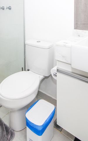 Apartamento à venda com 54m², 2 quartos e 1 vaga Apartamento à venda com 54m², 2 quartos e 1 vagaBanheiro da Suíte