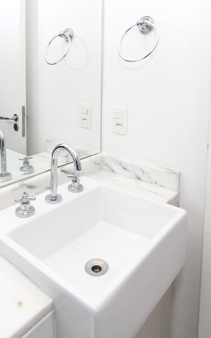 Apartamento à venda com 54m², 2 quartos e 1 vaga Apartamento à venda com 54m², 2 quartos e 1 vagaBanheiro