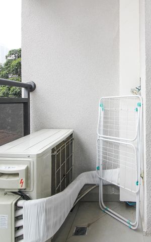 Apartamento à venda com 54m², 2 quartos e 1 vaga Apartamento à venda com 54m², 2 quartos e 1 vagaVaranda