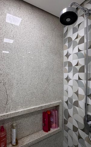 Apartamento à venda com 92m², 3 quartos e 2 vagas Apartamento à venda com 92m², 3 quartos e 2 vagasBanheiro Social