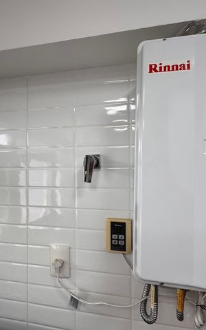 Apartamento à venda com 92m², 3 quartos e 2 vagas Apartamento à venda com 92m², 3 quartos e 2 vagasCozinha e Área de Serviço