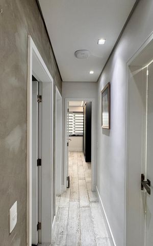 Apartamento à venda com 92m², 3 quartos e 2 vagas Apartamento à venda com 92m², 3 quartos e 2 vagasCorredor