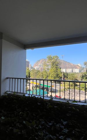 Apartamento à venda com 140m², 2 quartos e 2 vagas