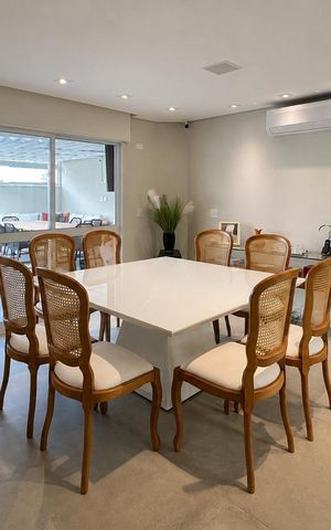 Casa de condomínio para alugar com 250m², 4 quartos e 3 vagas Casa de condomínio para alugar com 250m², 4 quartos e 3 vagasSala de Jantar
