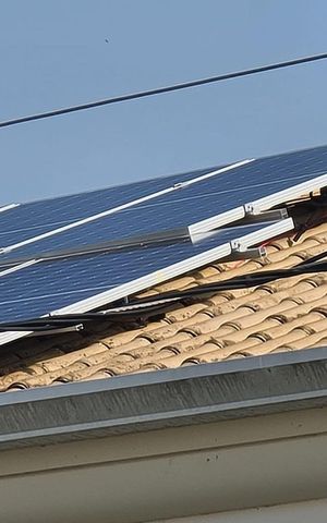 Casa de condomínio para alugar com 250m², 4 quartos e 3 vagas Casa de condomínio para alugar com 250m², 4 quartos e 3 vagasPainéis Solares