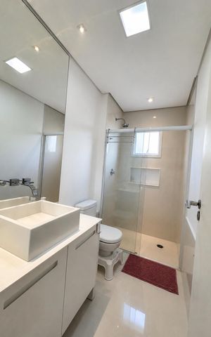 Casa de condomínio para alugar com 250m², 4 quartos e 3 vagas Casa de condomínio para alugar com 250m², 4 quartos e 3 vagasBanheiro da Suíte 2