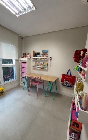 Casa de condomínio para alugar com 250m², 4 quartos e 3 vagas Casa de condomínio para alugar com 250m², 4 quartos e 3 vagasBrinquedoteca
