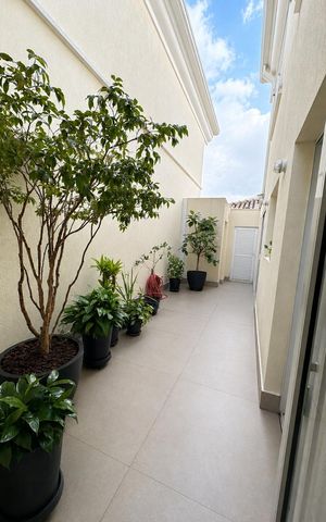Casa de condomínio para alugar com 250m², 4 quartos e 3 vagas Casa de condomínio para alugar com 250m², 4 quartos e 3 vagasÁrea Externa