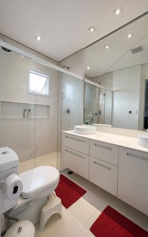Casa de condomínio para alugar com 250m², 4 quartos e 3 vagas Casa de condomínio para alugar com 250m², 4 quartos e 3 vagasBanheiro da Suíte 3 - Principal