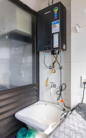 Apartamento à venda com 46m², 2 quartos e 1 vaga Apartamento à venda com 46m², 2 quartos e 1 vagaArea de Serviço