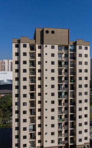 Apartamento à venda com 46m², 2 quartos e 1 vaga Apartamento à venda com 46m², 2 quartos e 1 vagaVista da Sacada