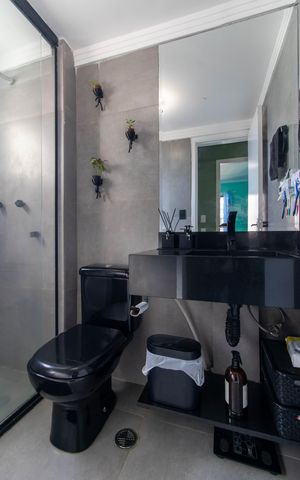 Apartamento à venda com 46m², 2 quartos e 1 vaga Apartamento à venda com 46m², 2 quartos e 1 vagaBanheiro