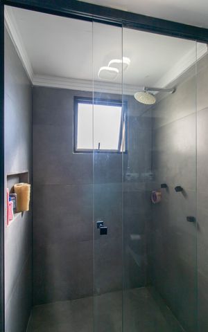 Apartamento à venda com 46m², 2 quartos e 1 vaga Apartamento à venda com 46m², 2 quartos e 1 vagaBanheiro