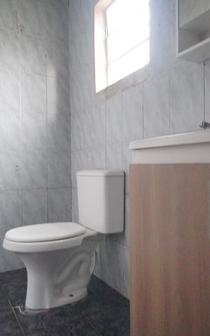 Casa para alugar com 110m², 3 quartos e 1 vagaBanheiro