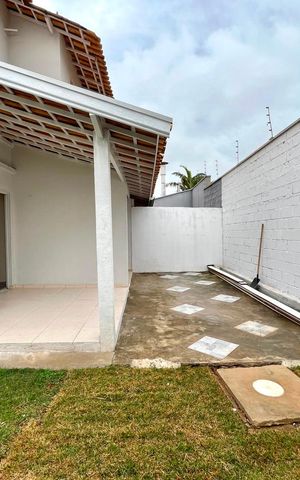 Casa para alugar com 251m², 4 quartos e 4 vagas Casa para alugar com 251m², 4 quartos e 4 vagasQuintal