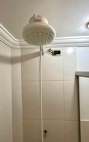 Casa para alugar com 251m², 4 quartos e 4 vagas Casa para alugar com 251m², 4 quartos e 4 vagasBanheiro