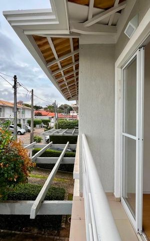 Casa para alugar com 251m², 4 quartos e 4 vagas Casa para alugar com 251m², 4 quartos e 4 vagasSuíte