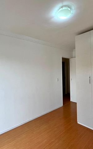 Casa para alugar com 251m², 4 quartos e 4 vagas Casa para alugar com 251m², 4 quartos e 4 vagasSuíte