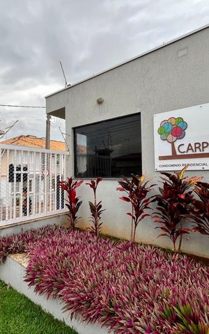 Casa para alugar com 251m², 4 quartos e 4 vagas Casa para alugar com 251m², 4 quartos e 4 vagasFachado do condomínio