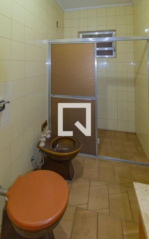 Casa para alugar com 300m², 4 quartos e 2 vagas