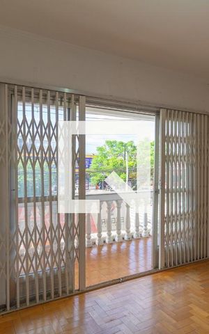 Casa para alugar com 300m², 4 quartos e 2 vagas