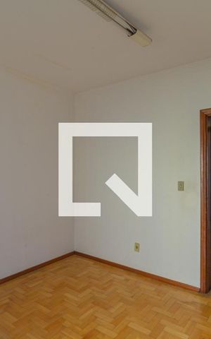 Casa para alugar com 300m², 4 quartos e 2 vagas